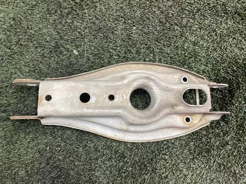 Рычаг подвески нижний BMW X1 2010 E84