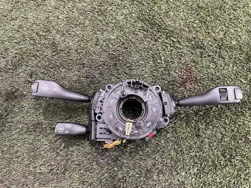 Блок подрулевых переключателей BMW X5 2003 E53