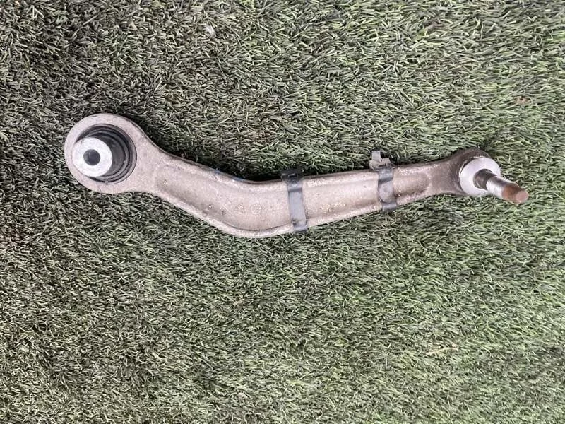 Рычаг подвески верхний BMW 5 2008 E60