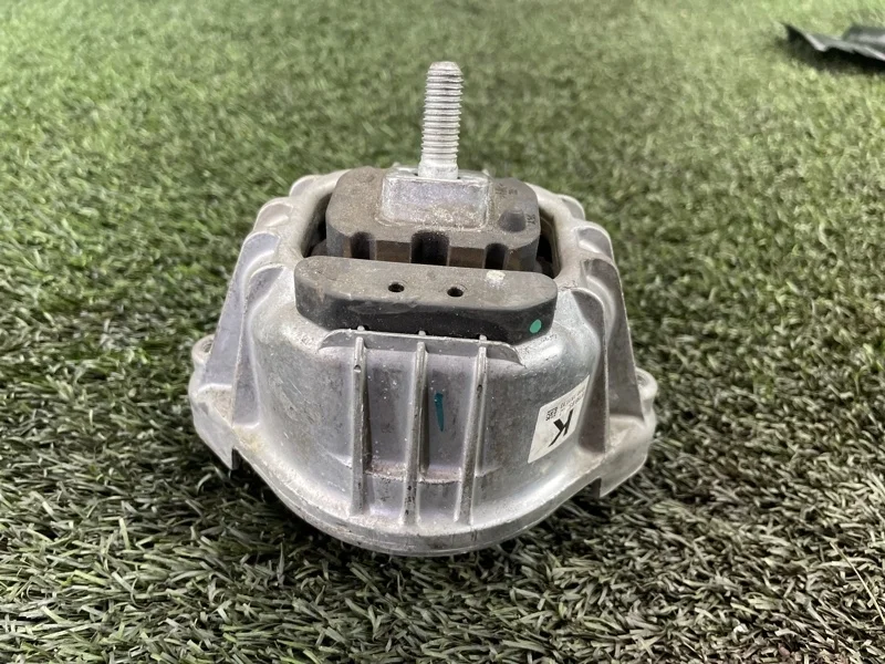 Подушка двигателя BMW X1 2013 E84