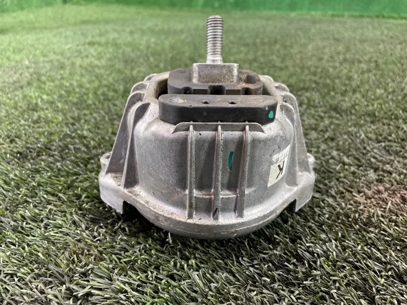 Подушка двигателя BMW X1 2013 E84