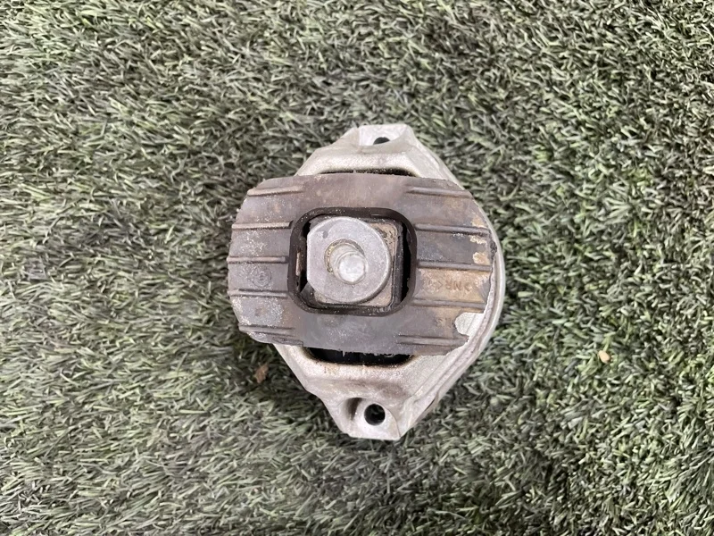 Подушка двигателя BMW 5 2004 E60