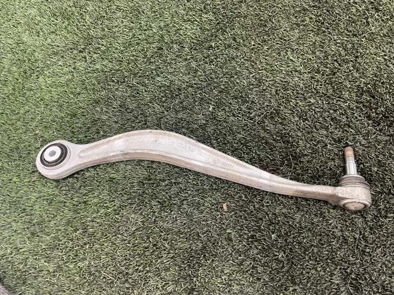 Рычаг подвески верхний BMW 5 2013 F10