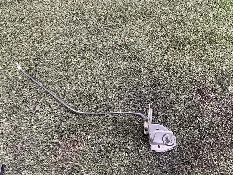 Крюк замка капота BMW 5 2013 F10