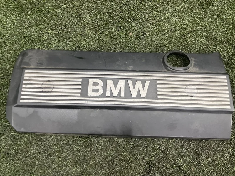Декоративная крышка двигателя BMW 5 2004 E60
