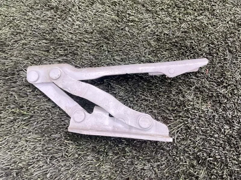 Петля капота BMW 5 2006 E60