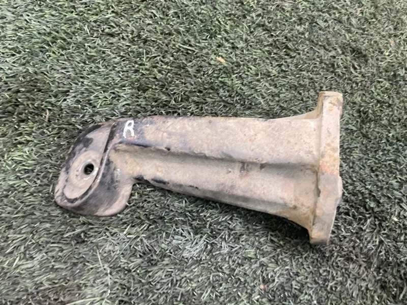 Кронштейн двигателя BMW X5 2004 E53