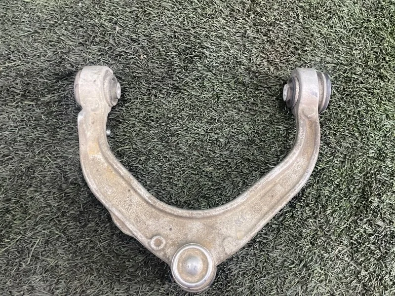 Рычаг подвески верхний BMW X5 2012 e70