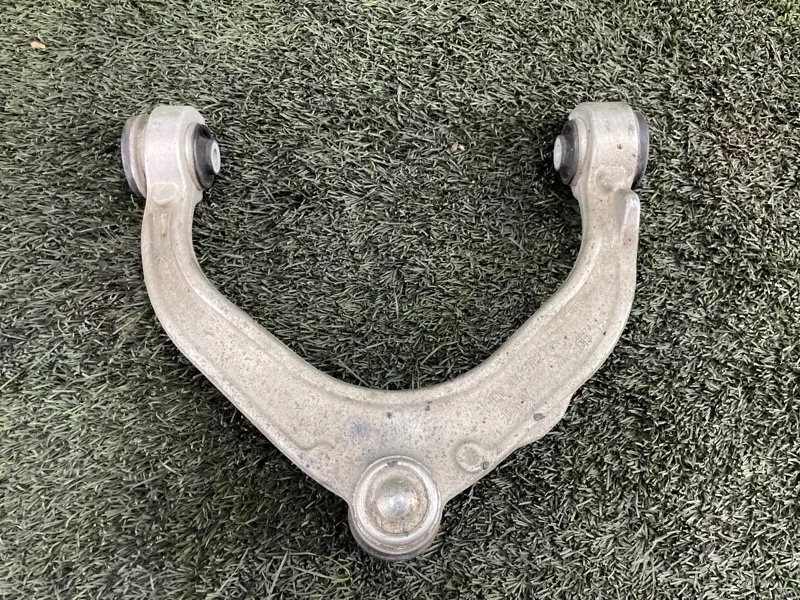 Рычаг подвески верхний BMW X5 2012 e70