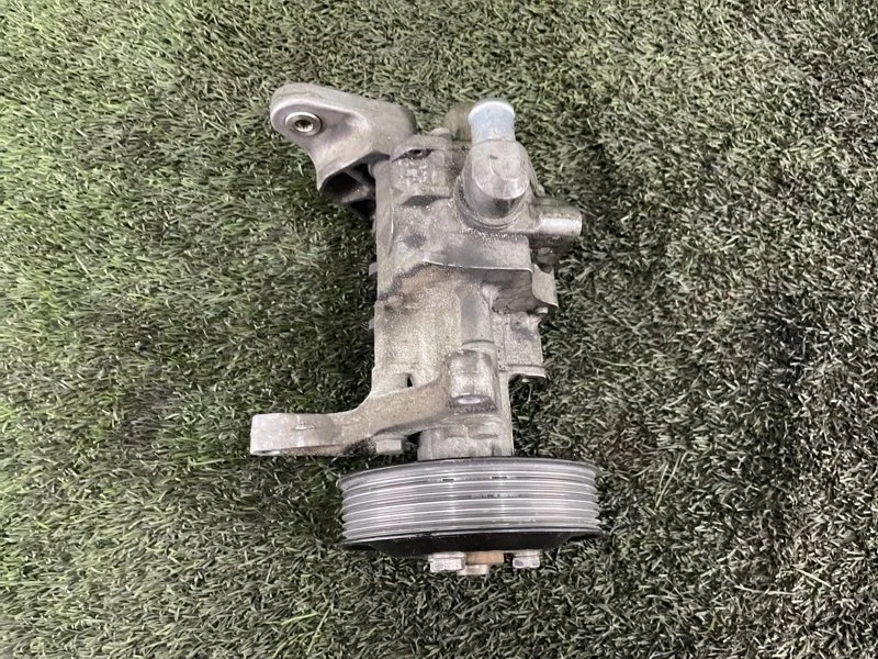 Насос гидроусилителя руля Bmw X5 2012 32416796462 E70 N57D30