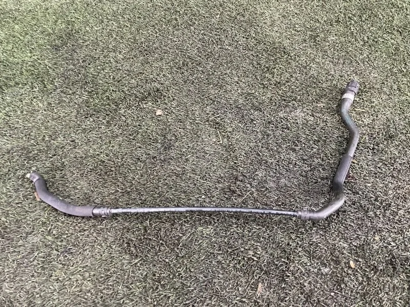 Патрубок системы охлаждения BMW X1 2012 E84