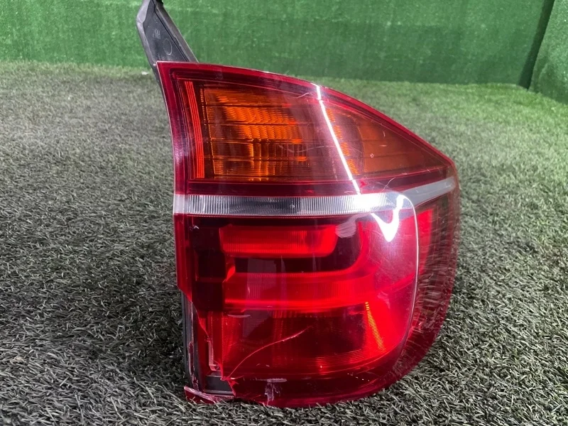 Фонарь BMW X5 2012 e70
