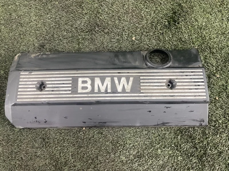 Декоративная крышка двигателя BMW X3 2004 E83