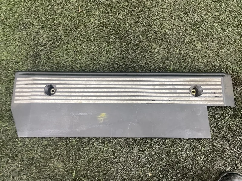 Декоративная крышка двигателя BMW 5 2004 E60