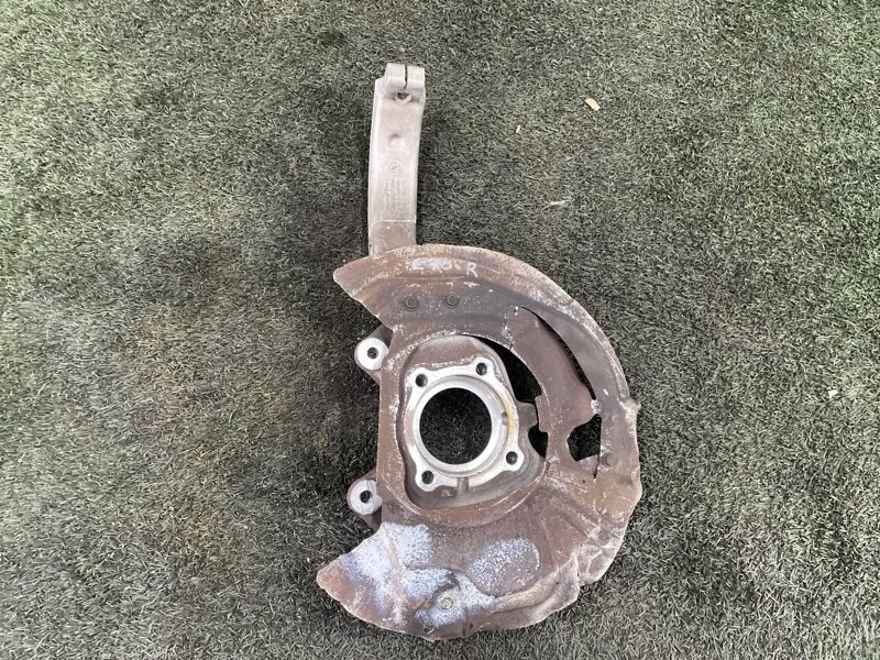 Кулак поворотный BMW X5 2009 e70