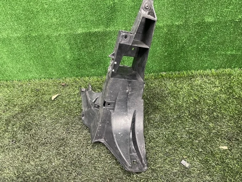 Кронштейн фары BMW X5 2012 e70