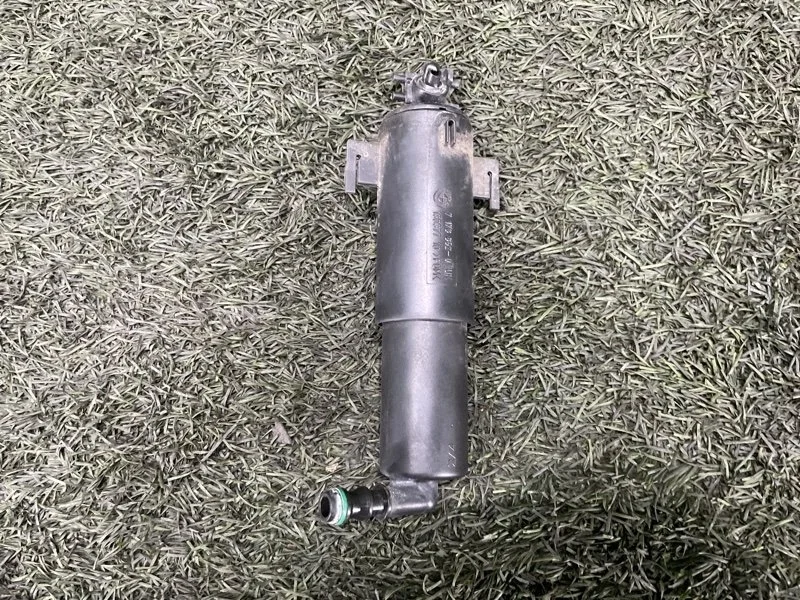 Форсунка омывателя фар BMW X5 2012 e70