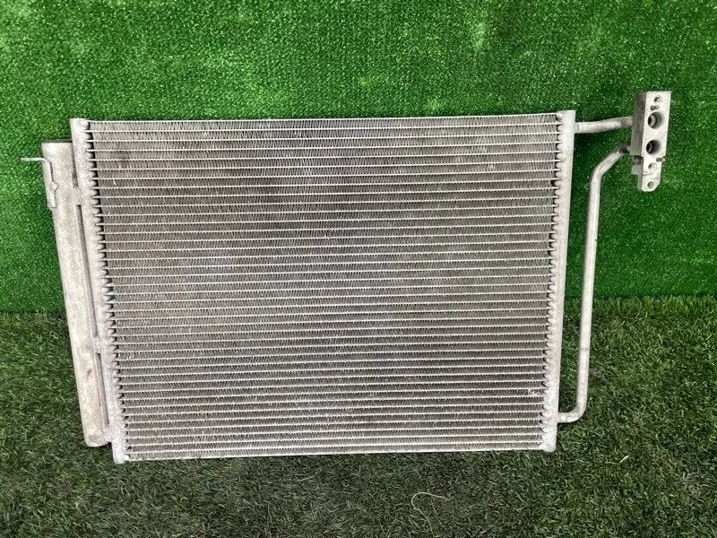 Радиатор кондиционера BMW X5 2006 E53