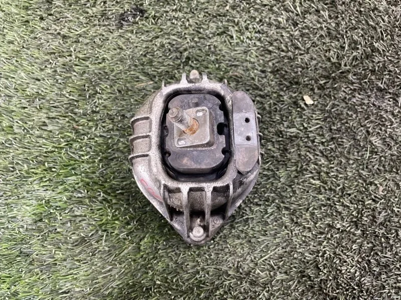 Подушка двигателя BMW 3 2010 e90