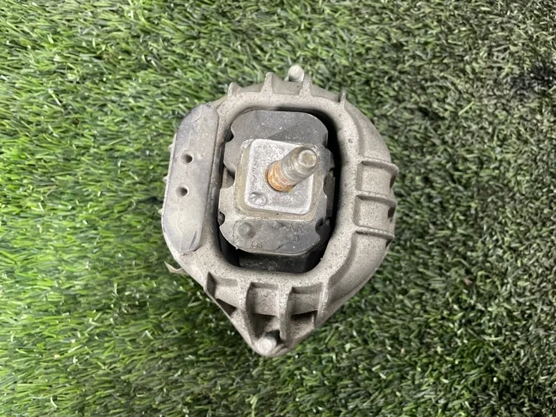 Подушка двигателя BMW 3 2010 e90