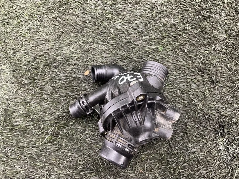 Термостат BMW X5 2012 e70