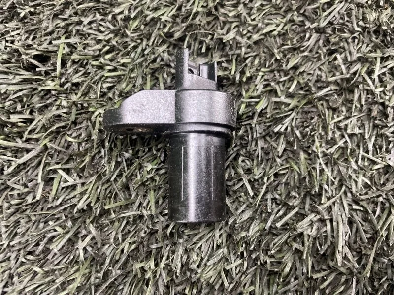 Датчик положения распредвала BMW 7 2006 E65