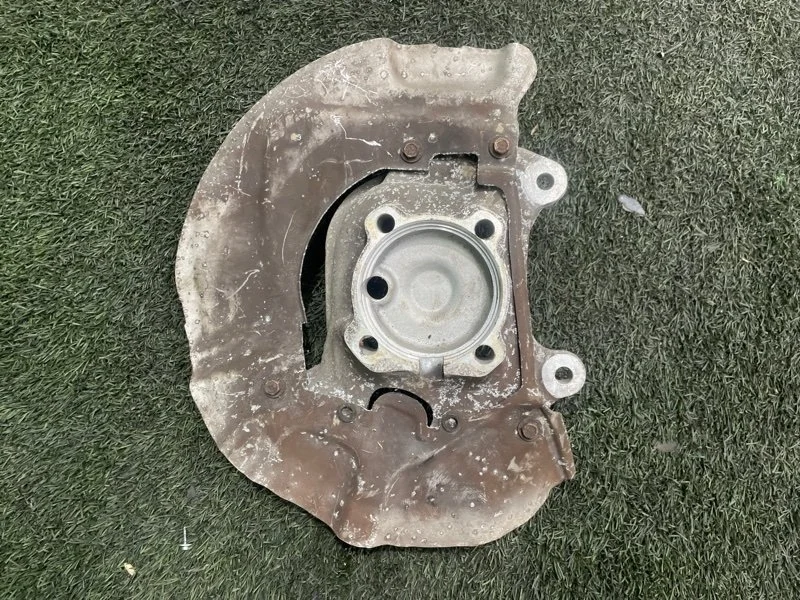 Кулак поворотный BMW 5 2008 E60