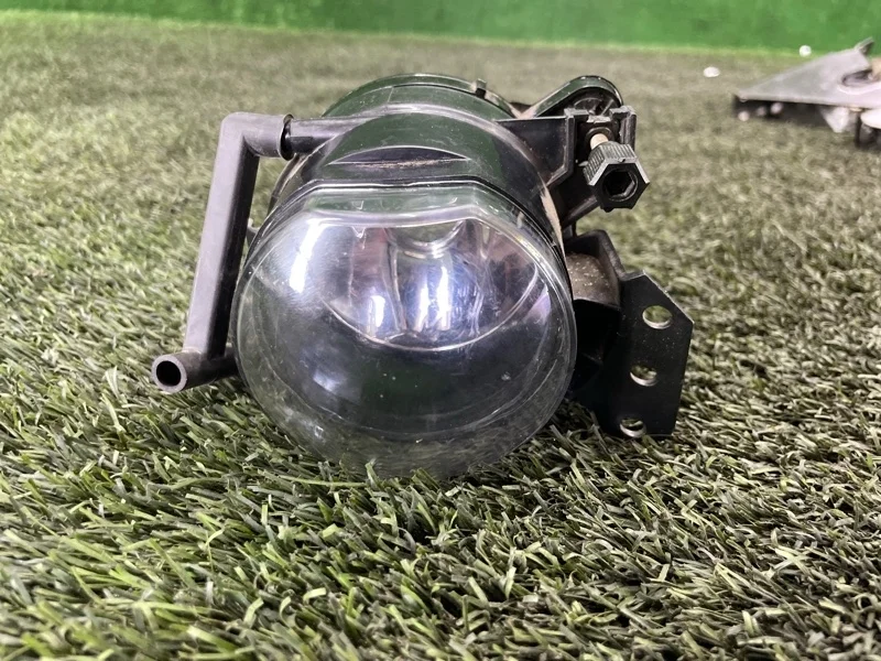 Фара противотуманная BMW 5 2003 E60