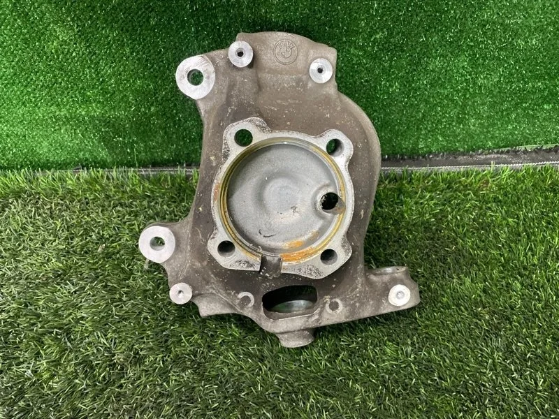 Кулак поворотный BMW 5 2005 E60