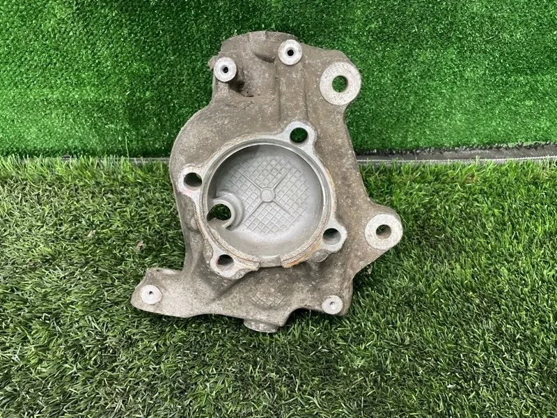 Кулак поворотный BMW 3 2008 e90