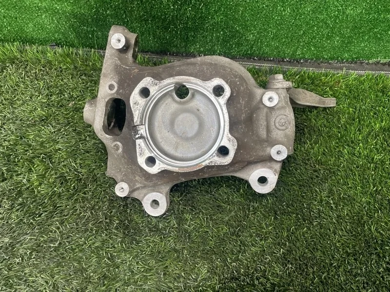 Кулак поворотный BMW 5 2005 E60