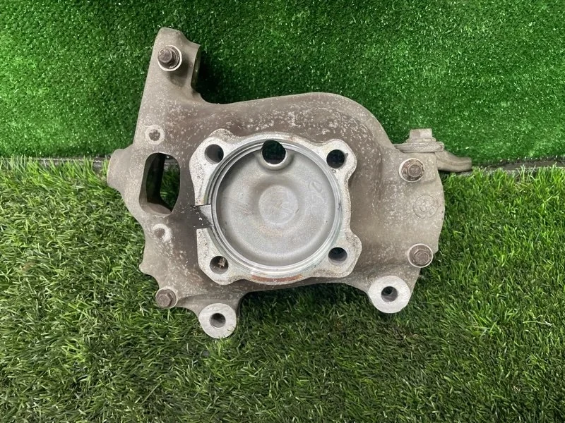 Кулак поворотный BMW 5 2005 E60