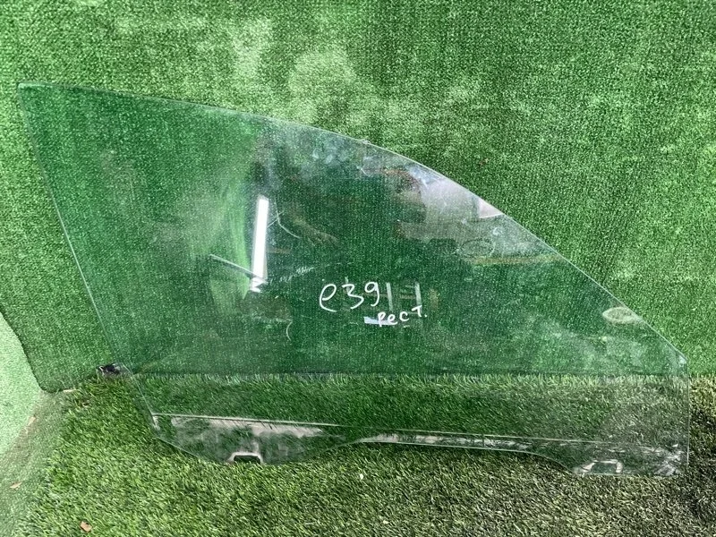 Стекло двери BMW 5 2001 e39 Touring