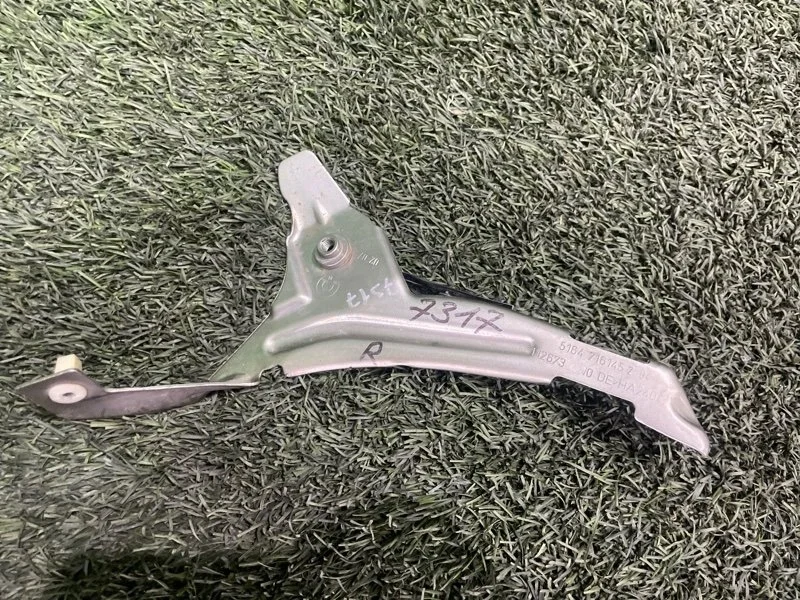 Кронштейн крыла BMW 5 2006 E60