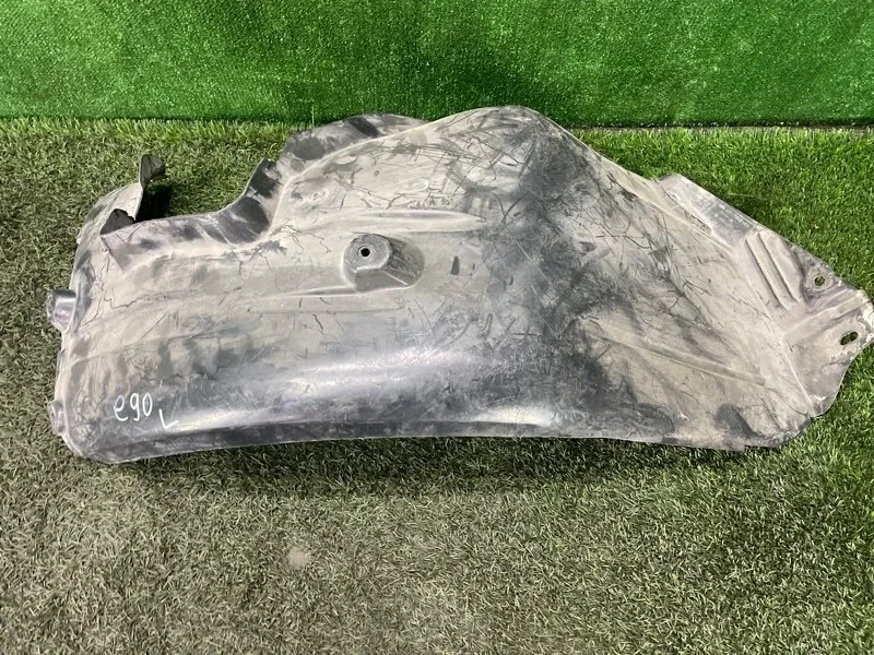 Подкрылок BMW 3 2008 e92