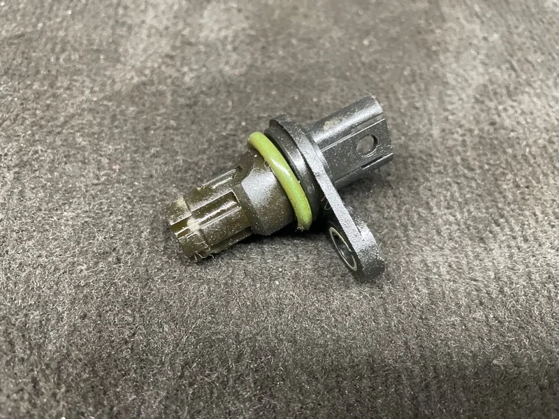 Датчик положения распредвала BMW 3 2010 e90