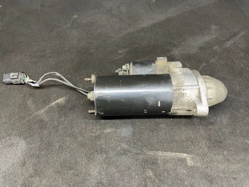 Стартер BMW X5 2002 E53