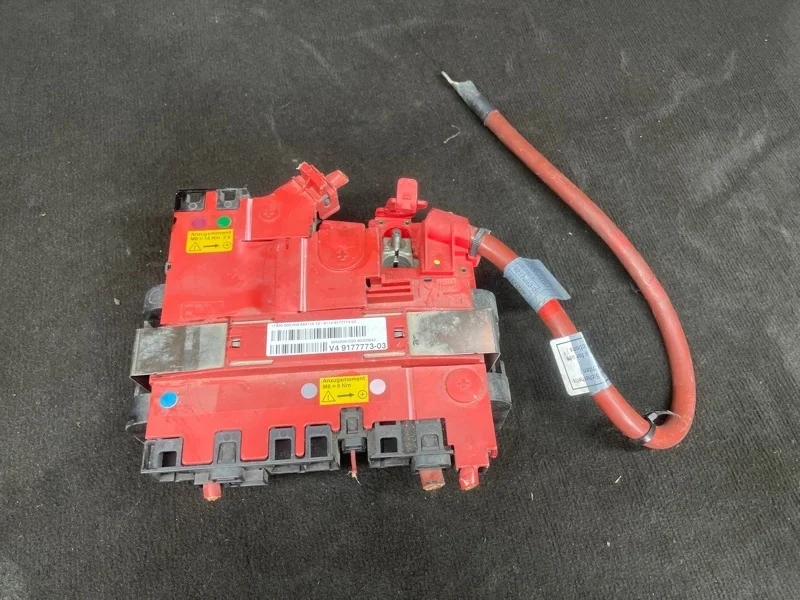 Плюсовая клемма АКБ Bmw 5 2012 61149177773 F10 N52B25, задняя