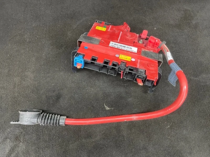 Плюсовая клемма АКБ Bmw 5 2012 61149240490 F10 N52B30, задняя