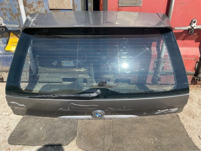 Крышка багажника BMW X5 2002 E53