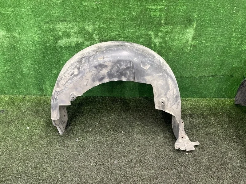 Подкрылок BMW X5 2005 E53