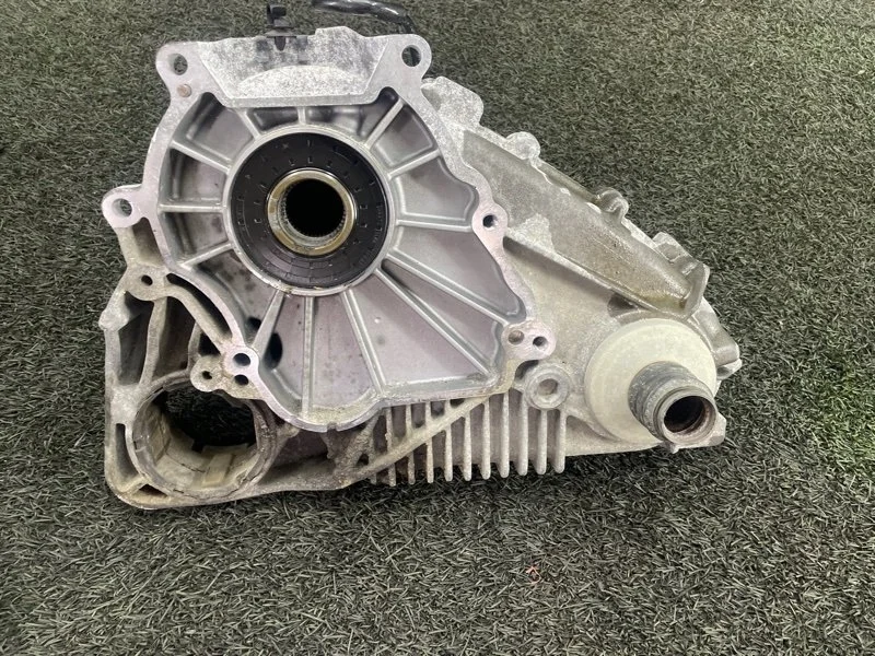 Раздаточная коробка Bmw X5 2009 27107574777 E70 M57D30