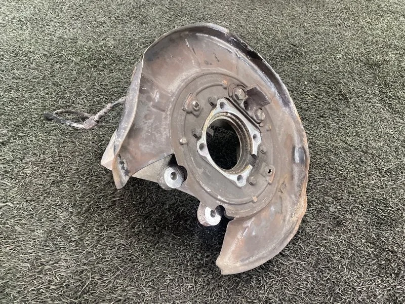 Кулак поворотный BMW X5 2006 E53