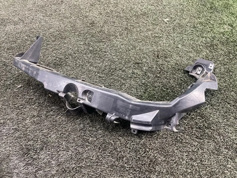 Кронштейн фары BMW 3 2010 e90