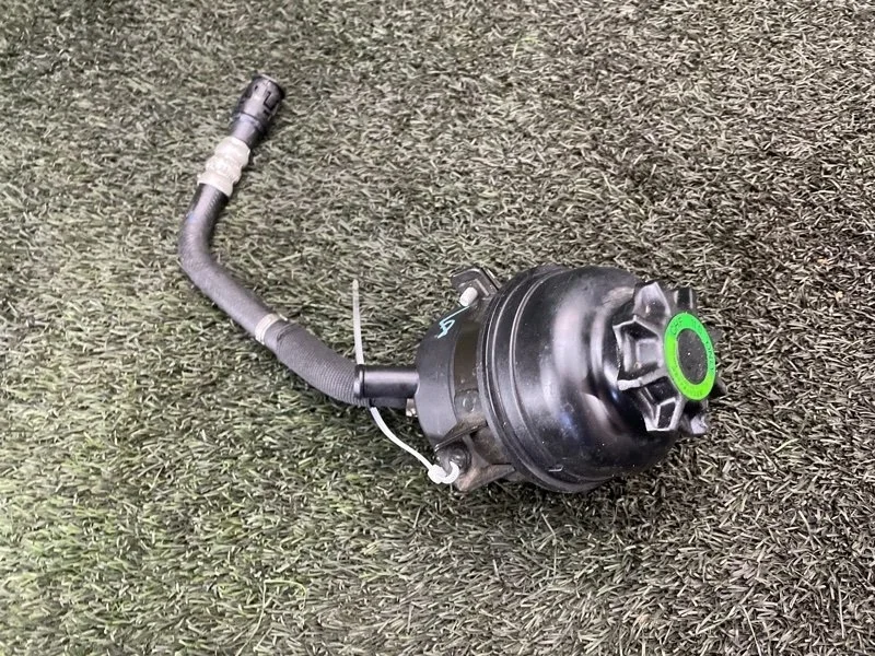 Бачок гидроусилителя руля BMW 1 E87