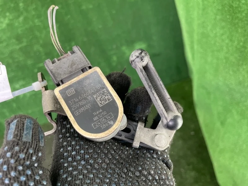 Датчик высоты дорожного просвета BMW 5 2016 F10