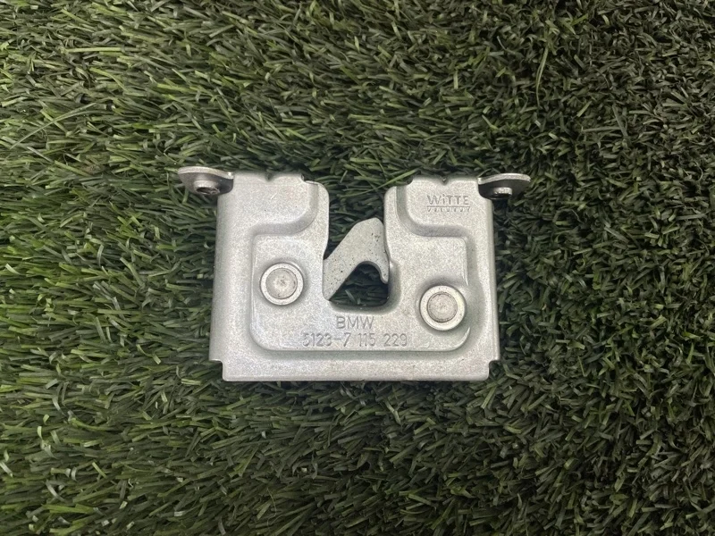 Замок капота BMW 1 E87