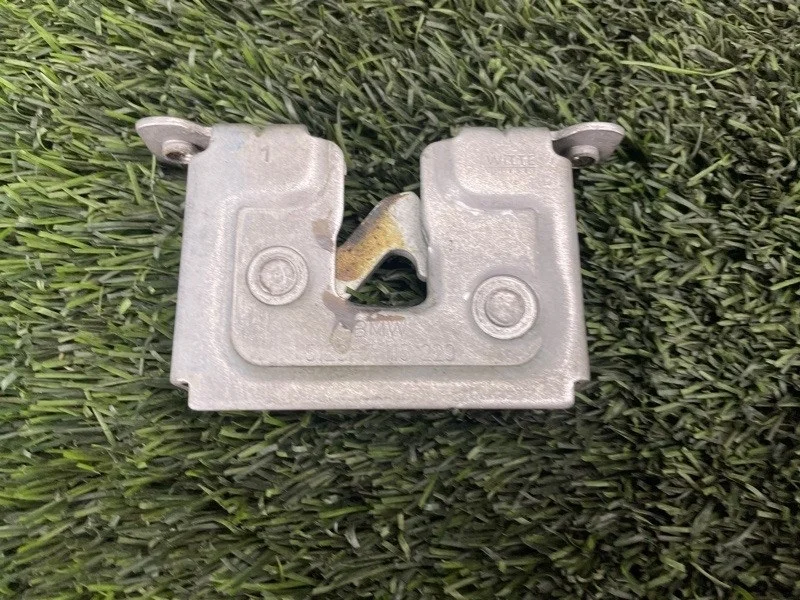 Замок капота BMW 1 E87