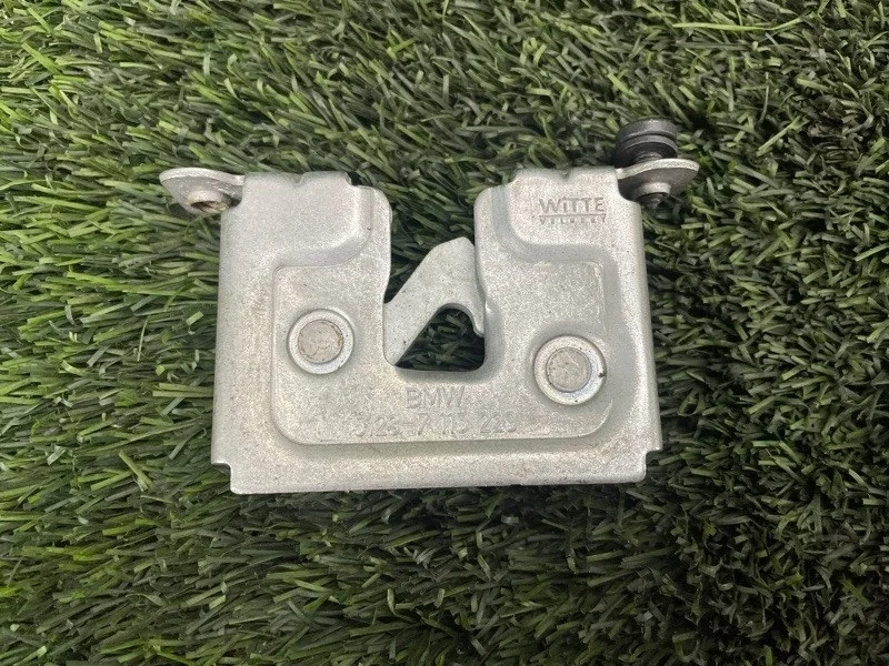 Замок капота BMW 1 E87