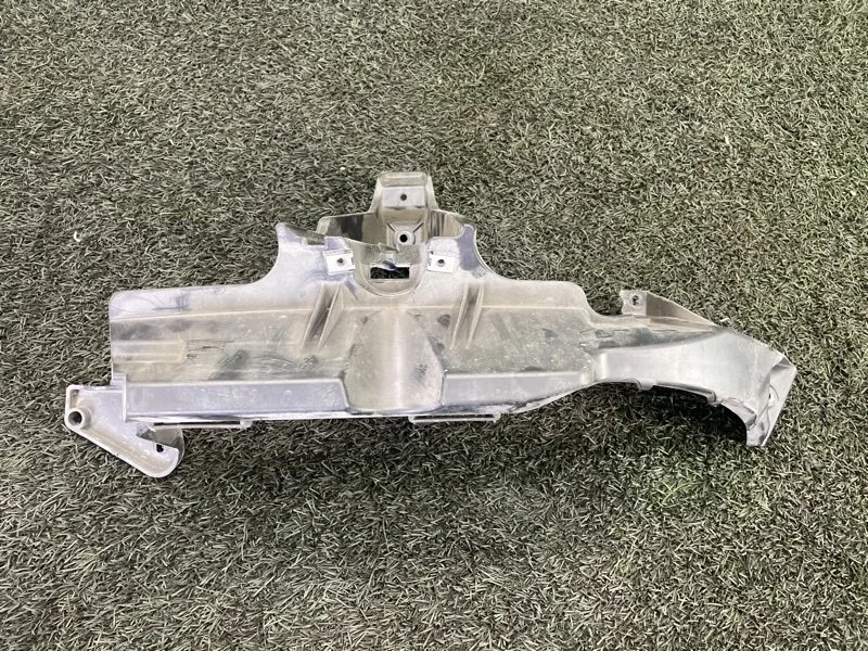 Кронштейн фары BMW X3 E83